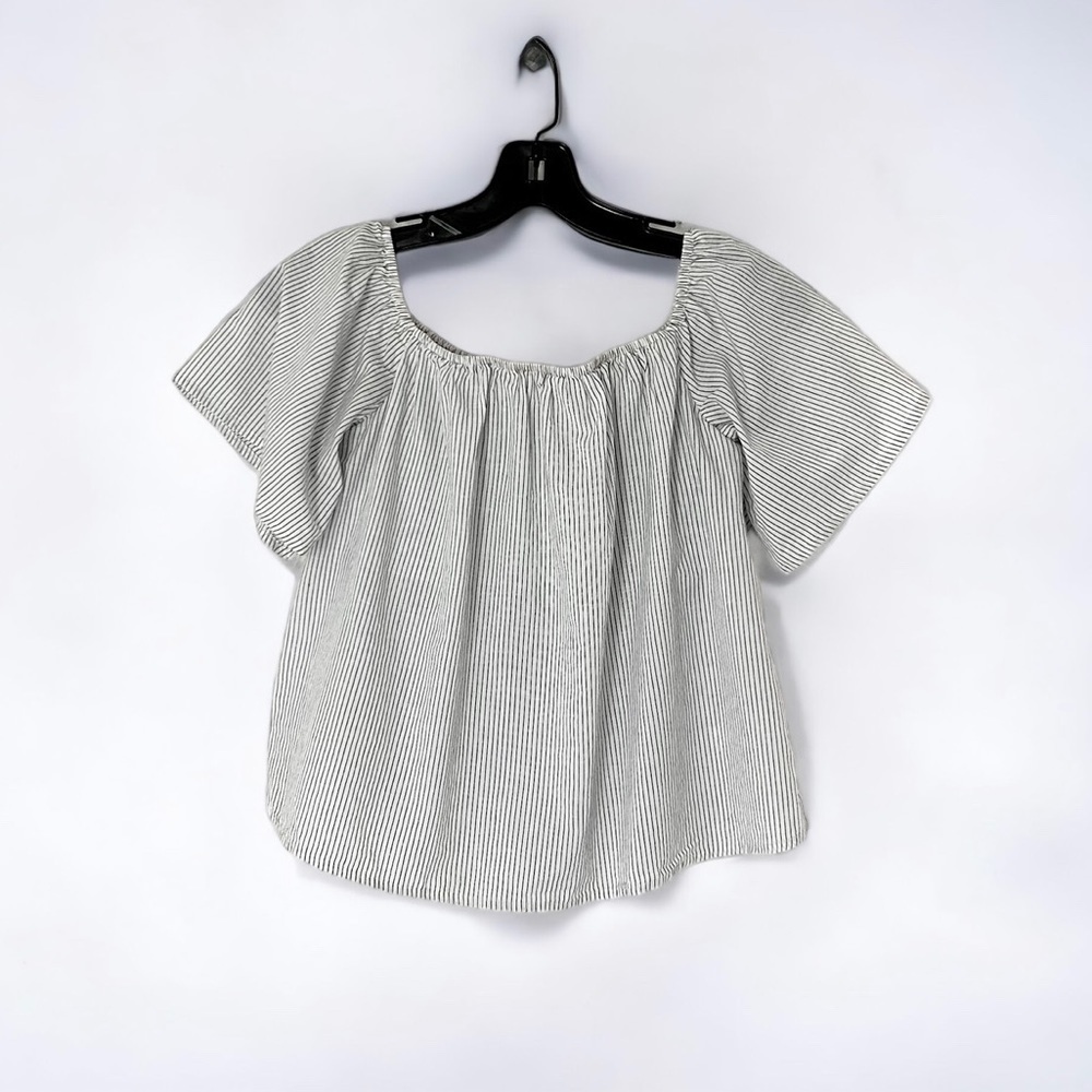 • Express • Pinstripe Off the Shoulder Top - Picture 4 of 9